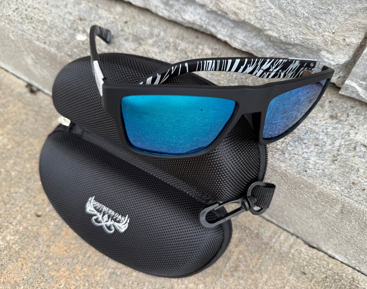 Southern Oak Sunglasses with Case