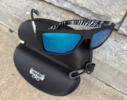 Southern Oak Sunglasses with Case