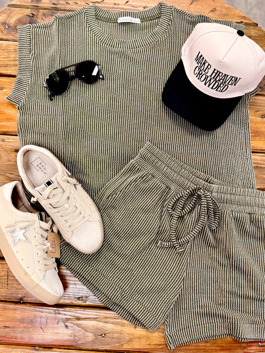 Green Ribbed Set (sold separately)