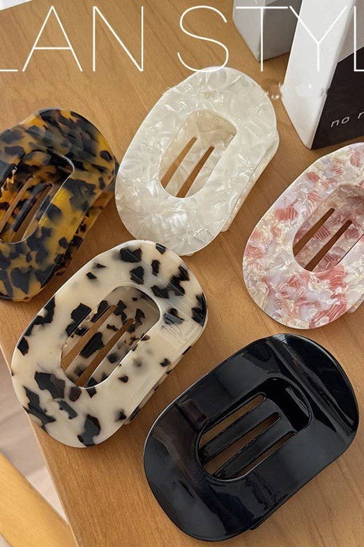 Jumbo Lay Flat Oval Hair Claw Clips