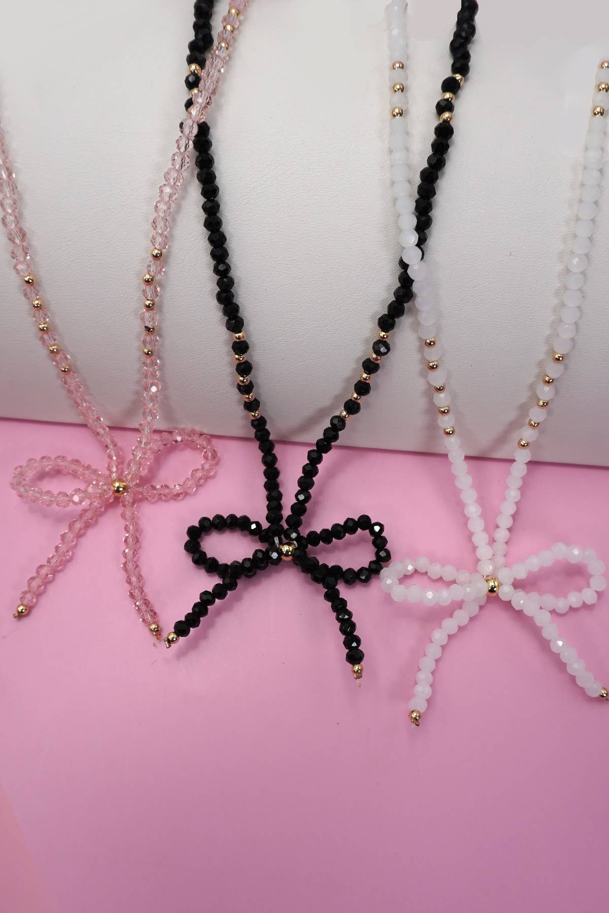 GLASS CRYSTAL BEADED BOW NECKLACE