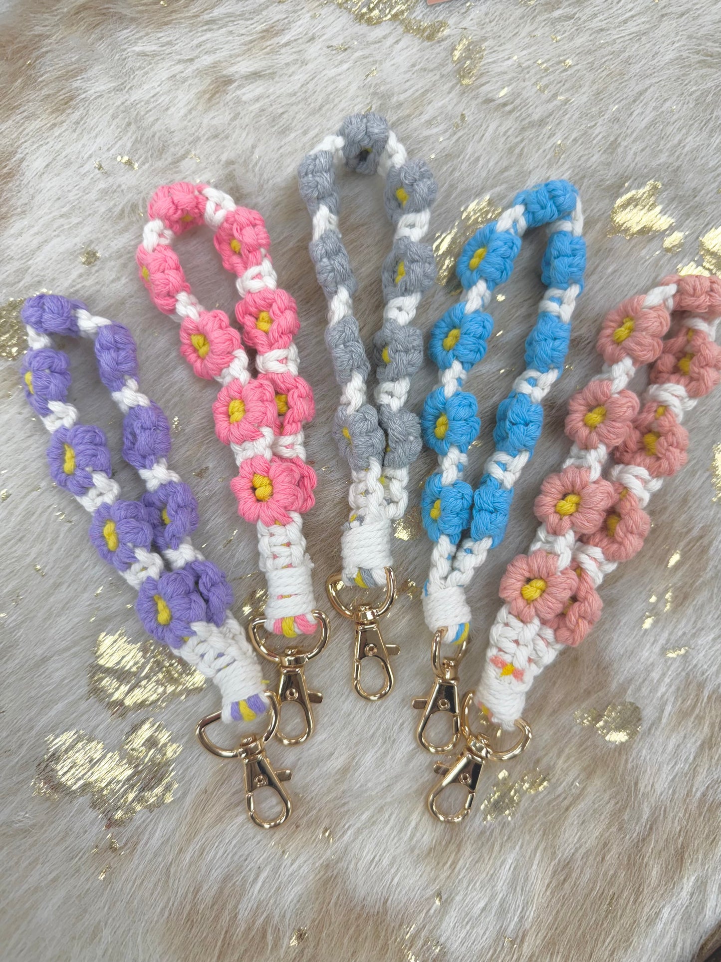 Daisy Dreams Wristlets