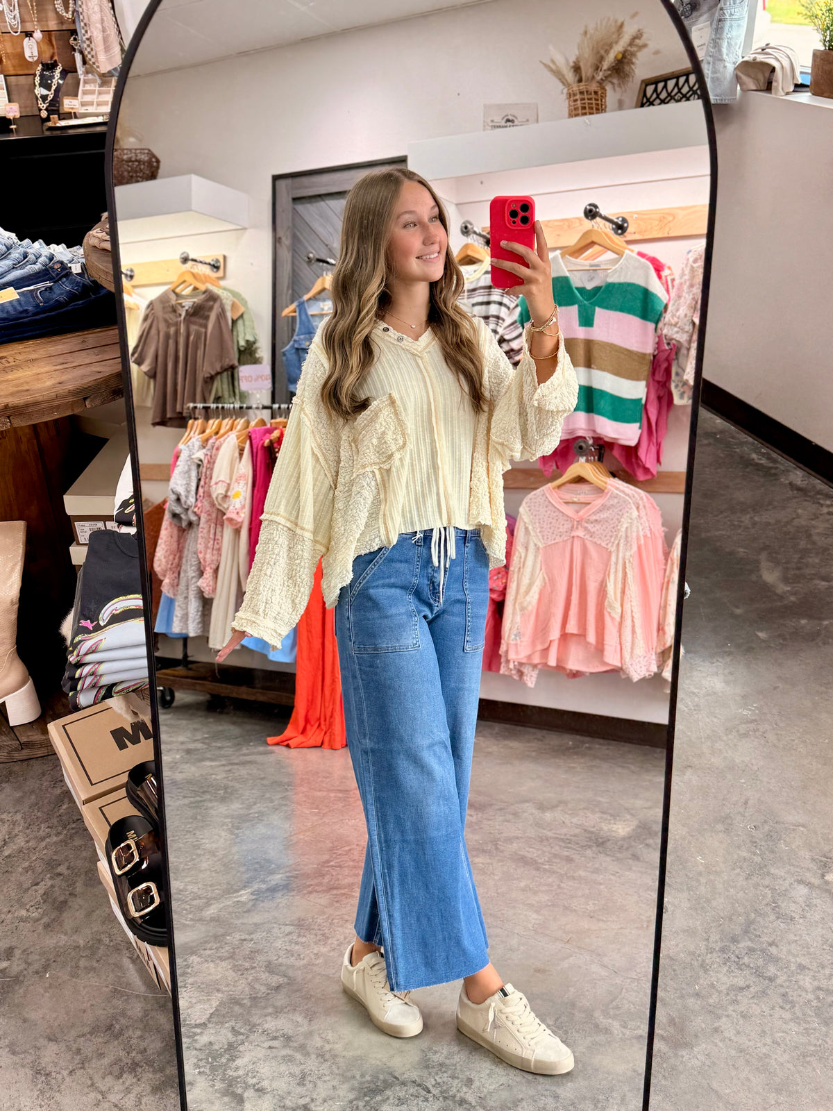 V-neck stitch detail Balloon Long Sleeve Crop Top