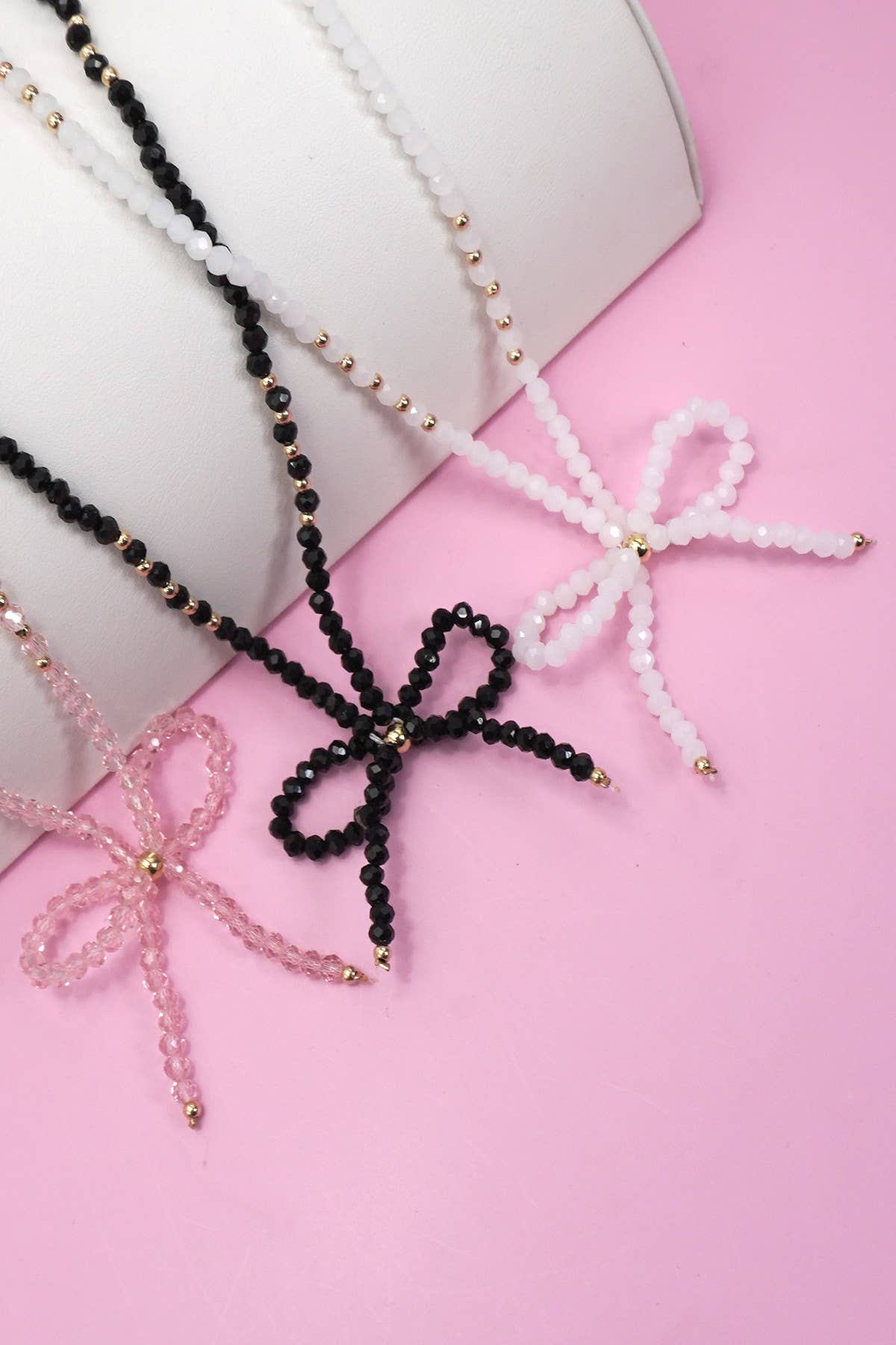 GLASS CRYSTAL BEADED BOW NECKLACE