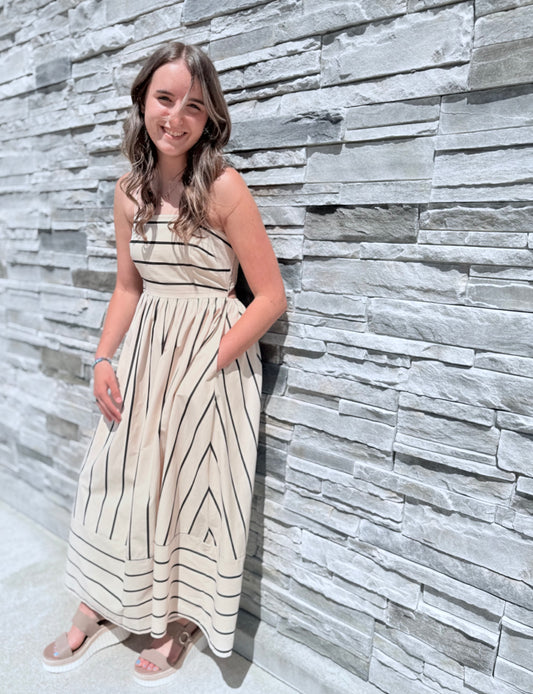 The MIA Maxi Dress