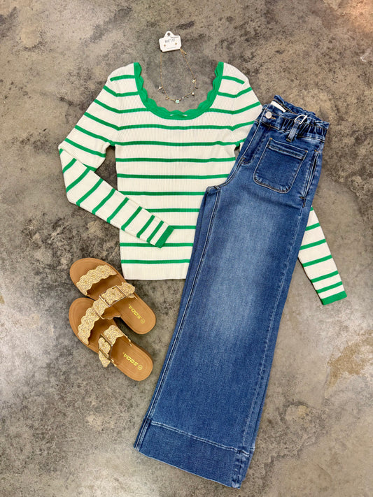 Tilly Ruffle Band Wide Crop Jean