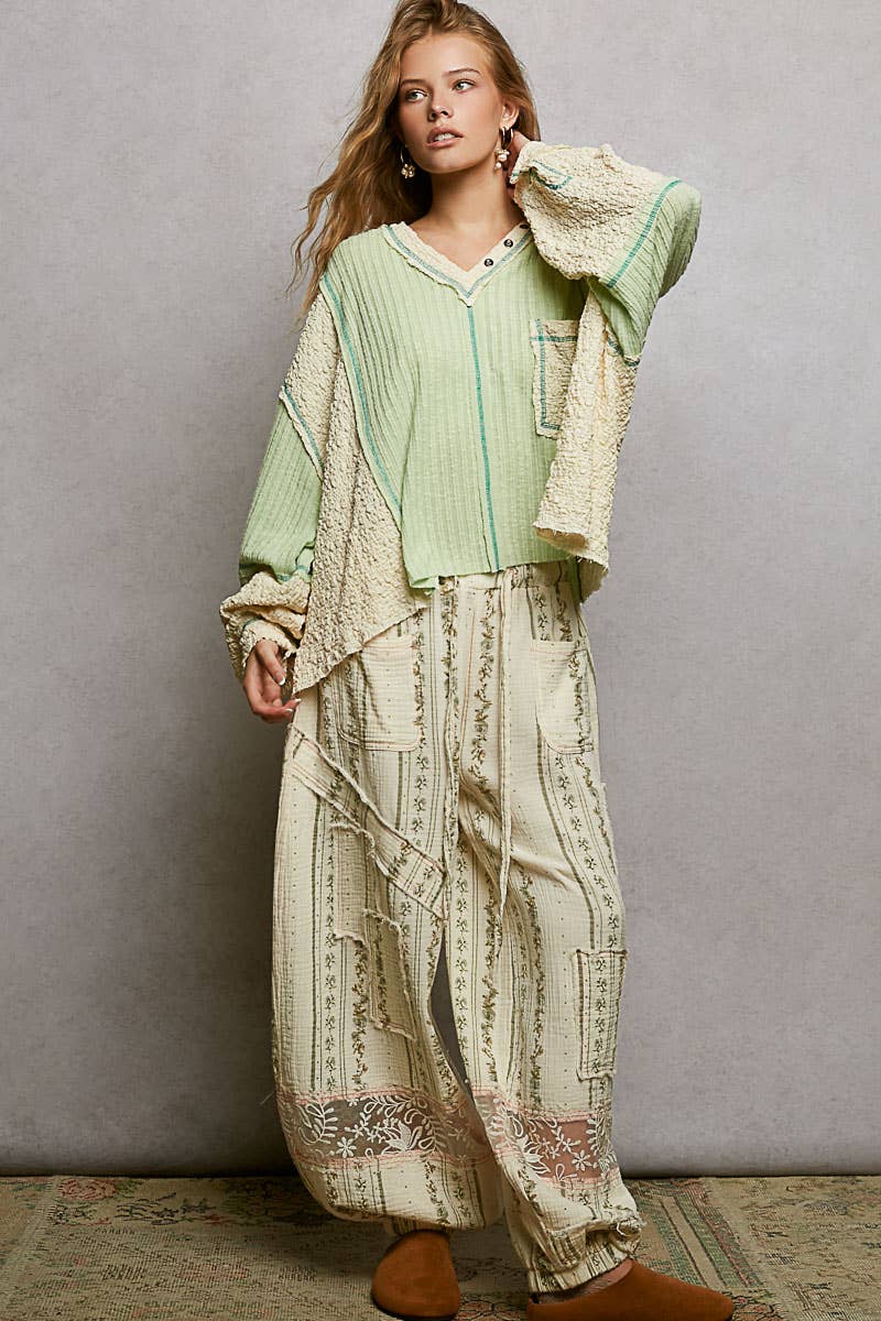 V-neck stitch detail Balloon Long Sleeve Crop Top